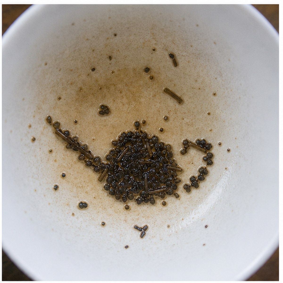 Hot-Water Can tea leaves cup variation one