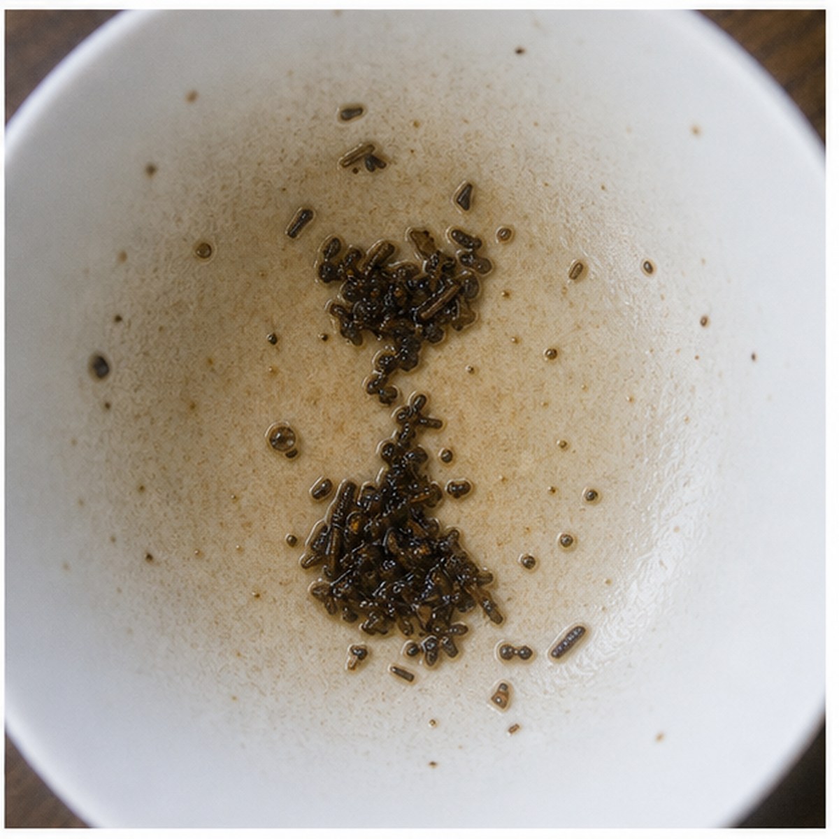 Hour-Glass tea leaves cup variation three