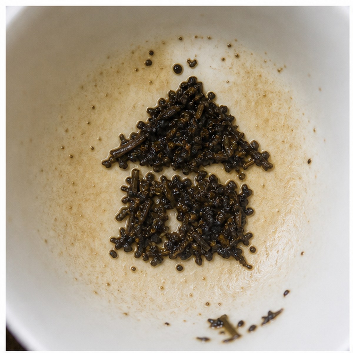 House tea leaf reading cup example