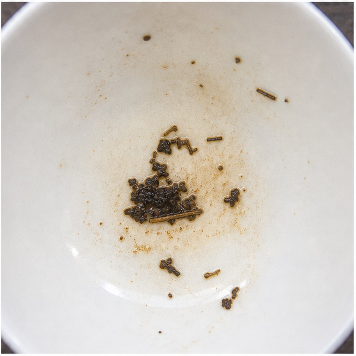 Iron tea leaves cup variation three