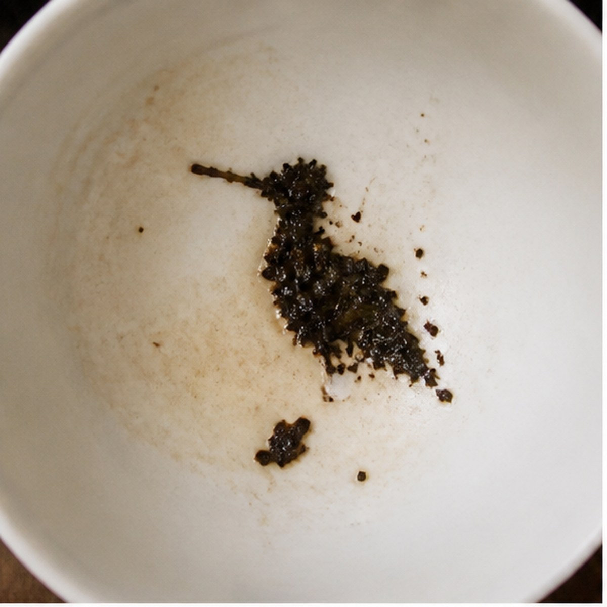 Kingfisher tea leaf reading cup example
