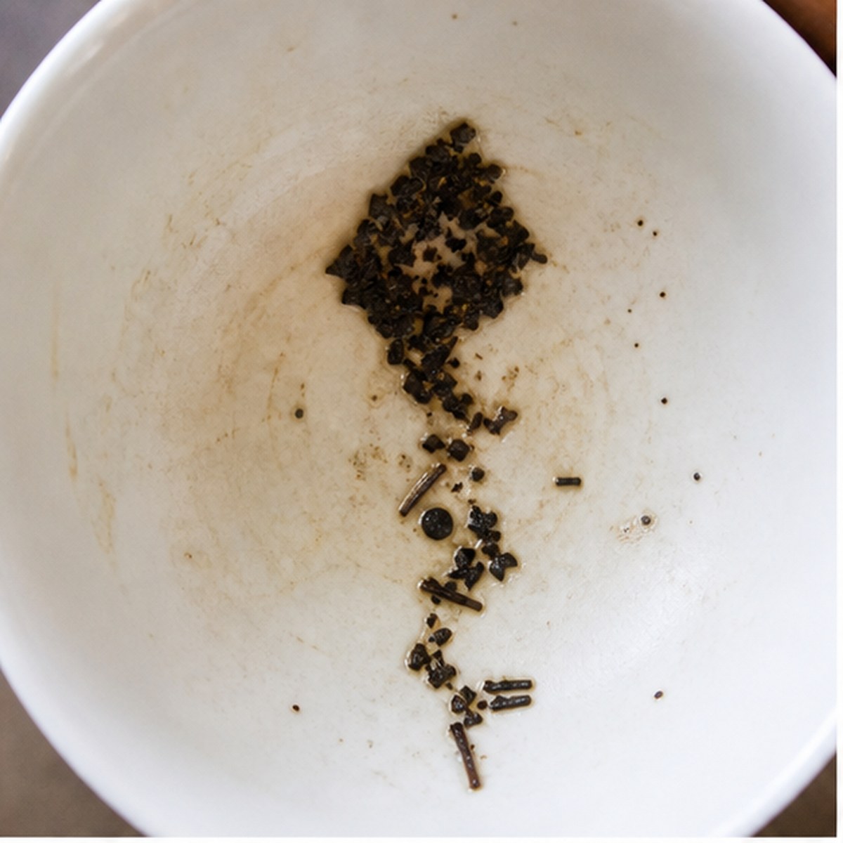 Kite tea leaf reading cup example