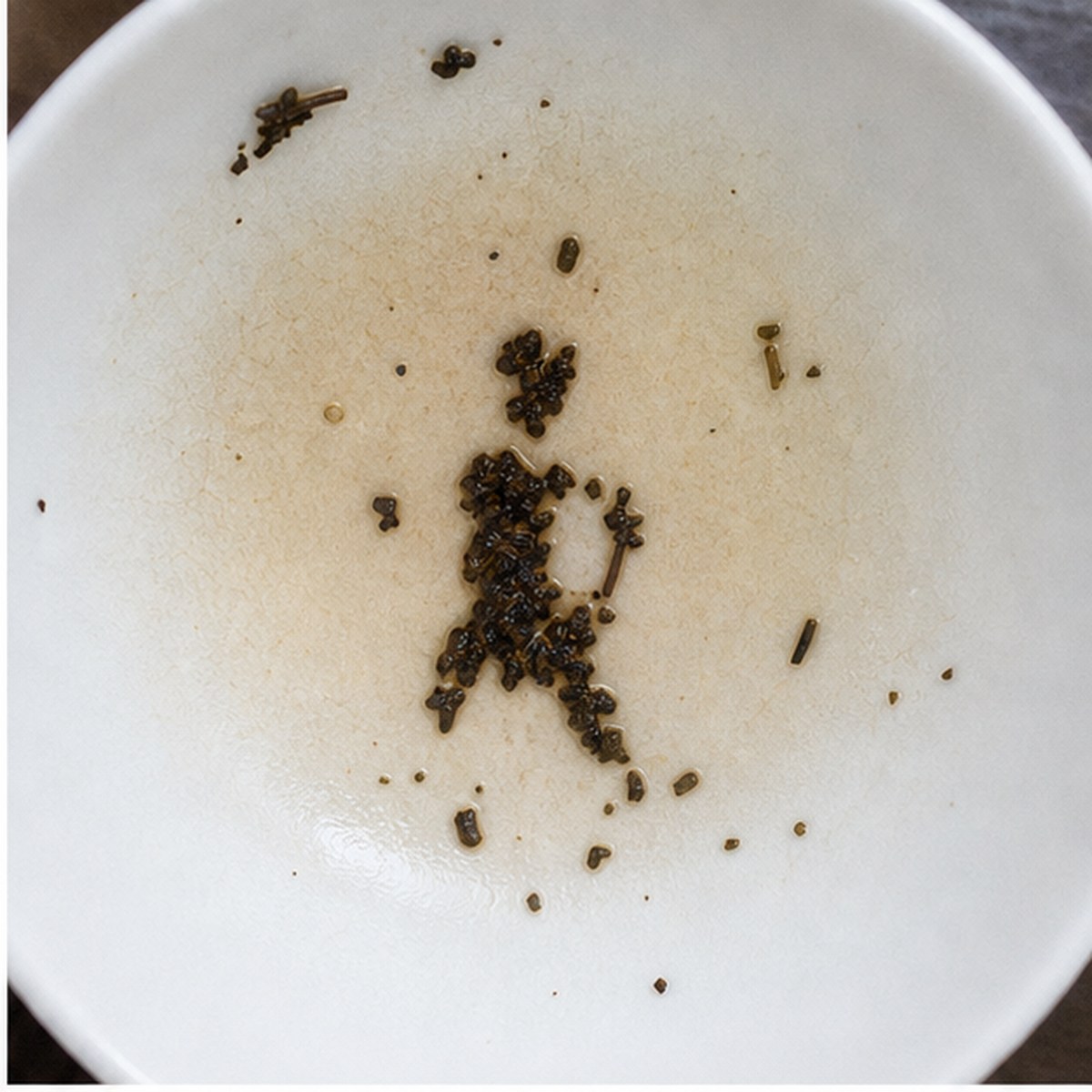 Knight In Armour tea leaves cup variation one