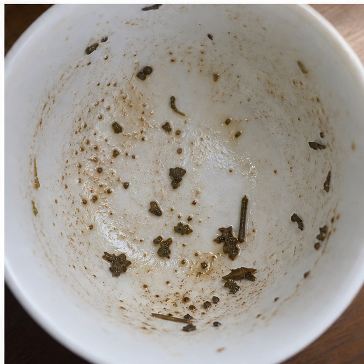 Lily-Of-The-Valley tea leaves cup variation three