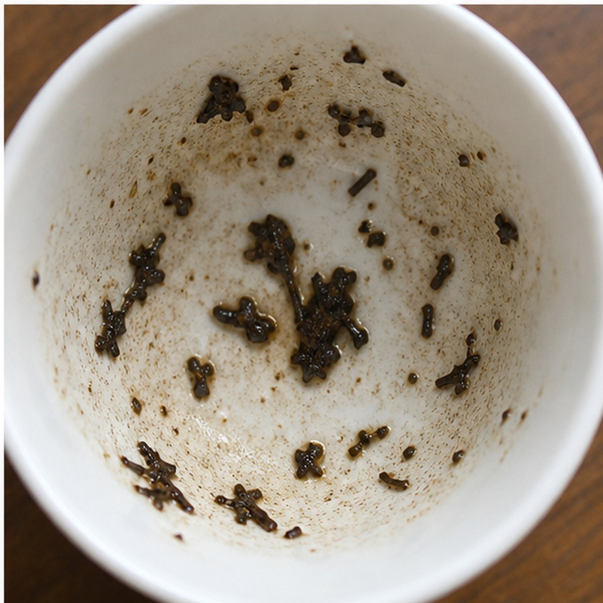 Lily tea leaves cup variation three