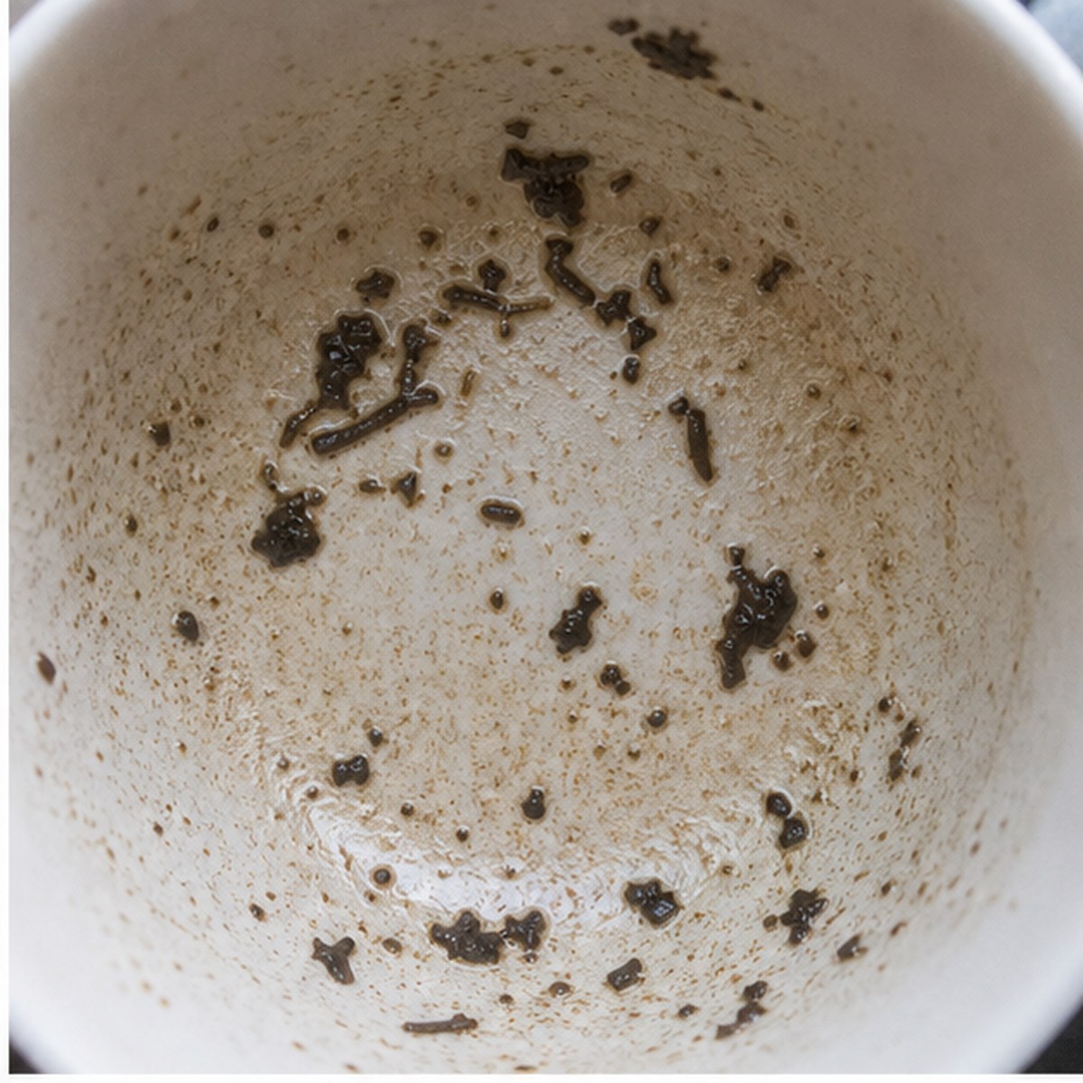 Looking-Glass tea leaves cup variation one