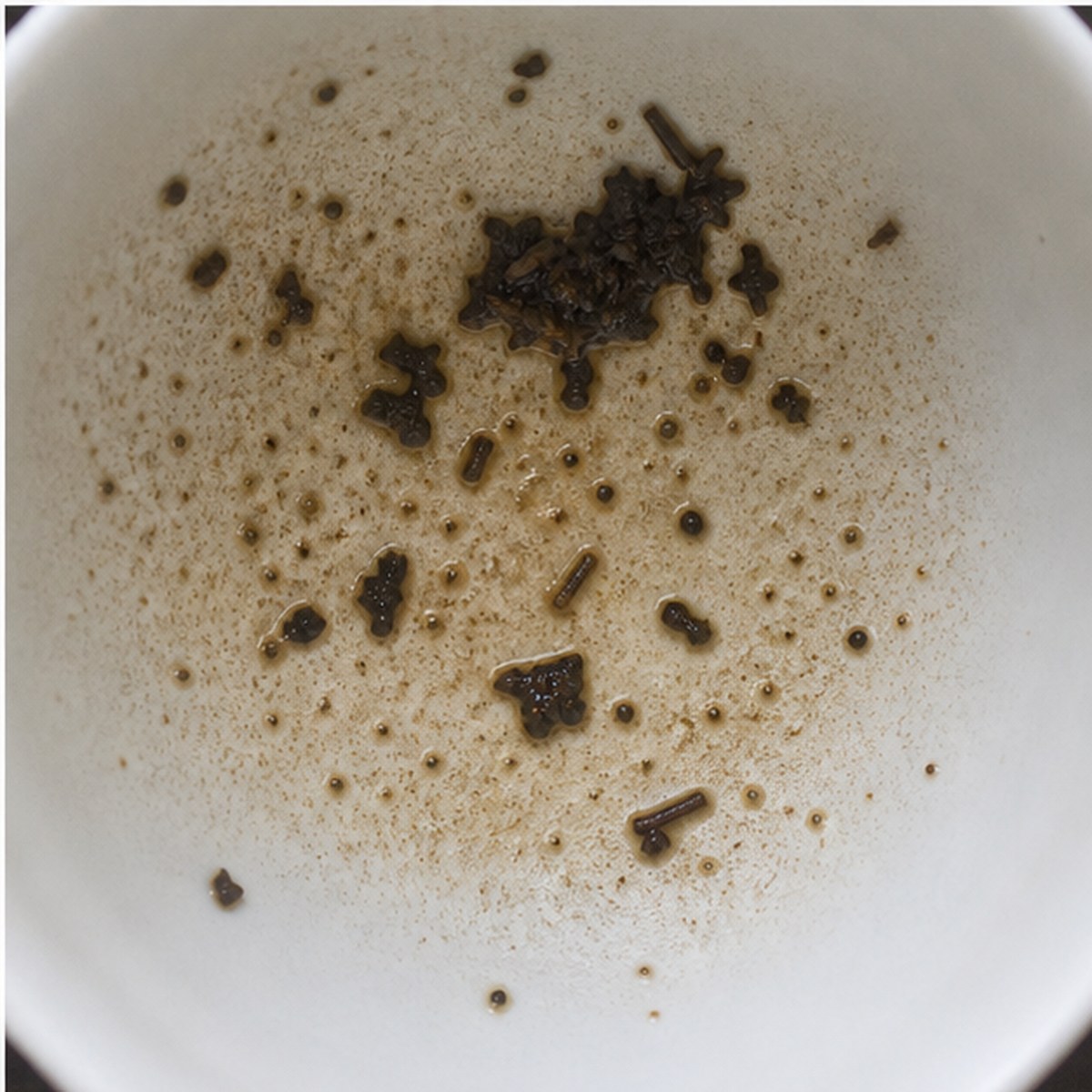 Mahl Stick tea leaves cup variation three