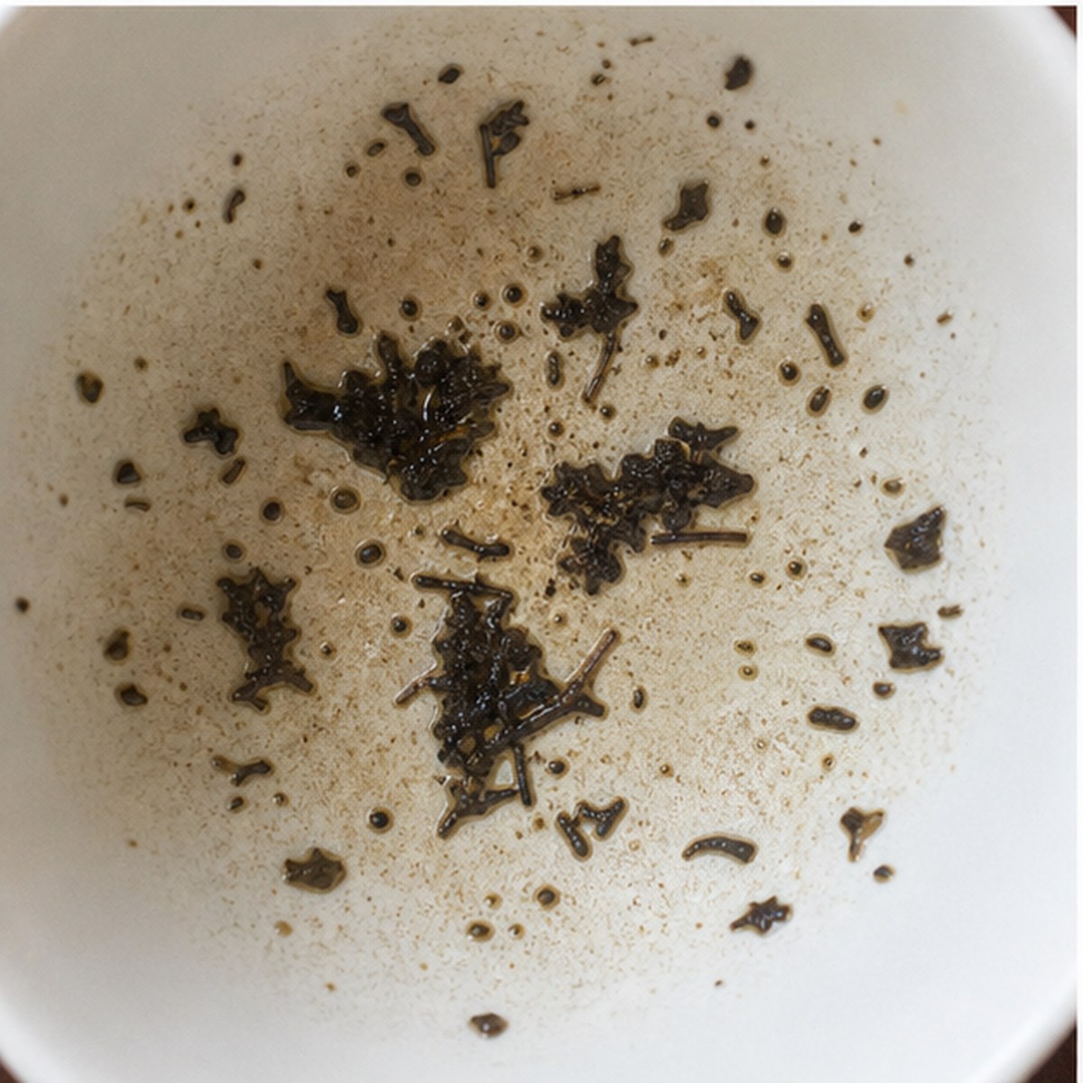 Maltese Cross tea leaves cup variation two
