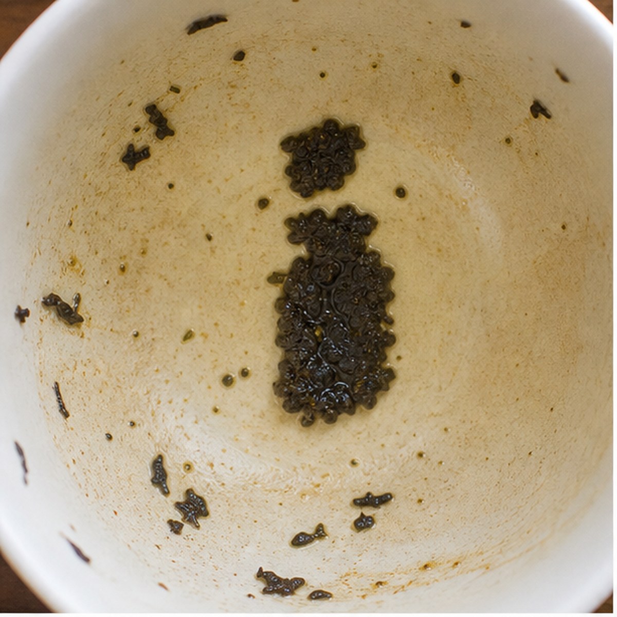 Milk-Churn tea leaf reading cup example