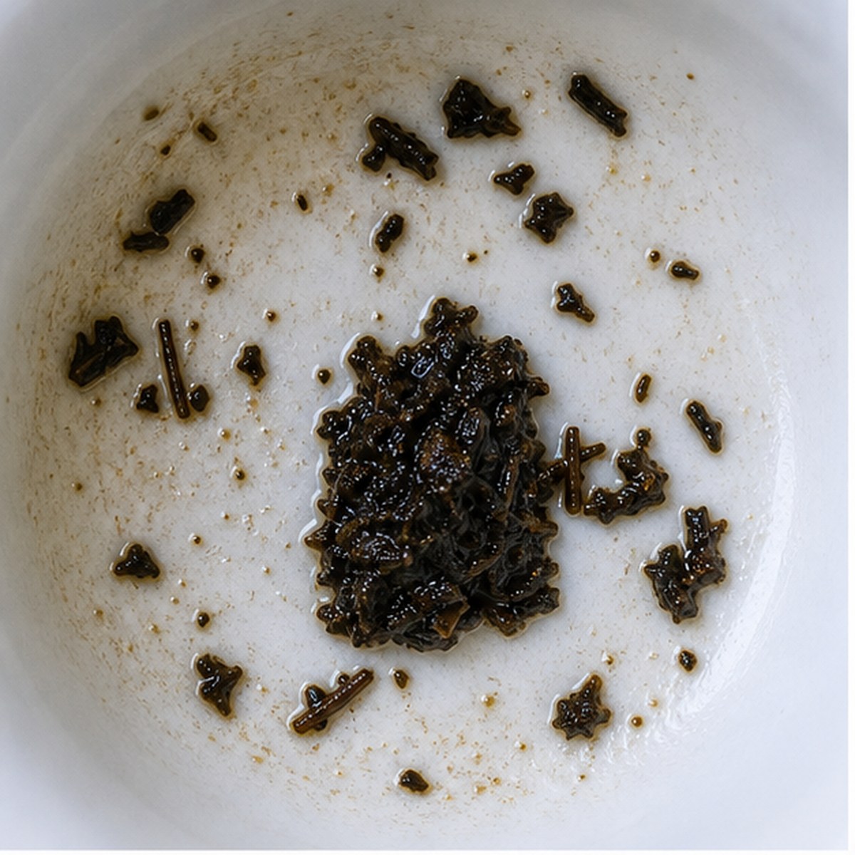Padlock tea leaf reading cup example