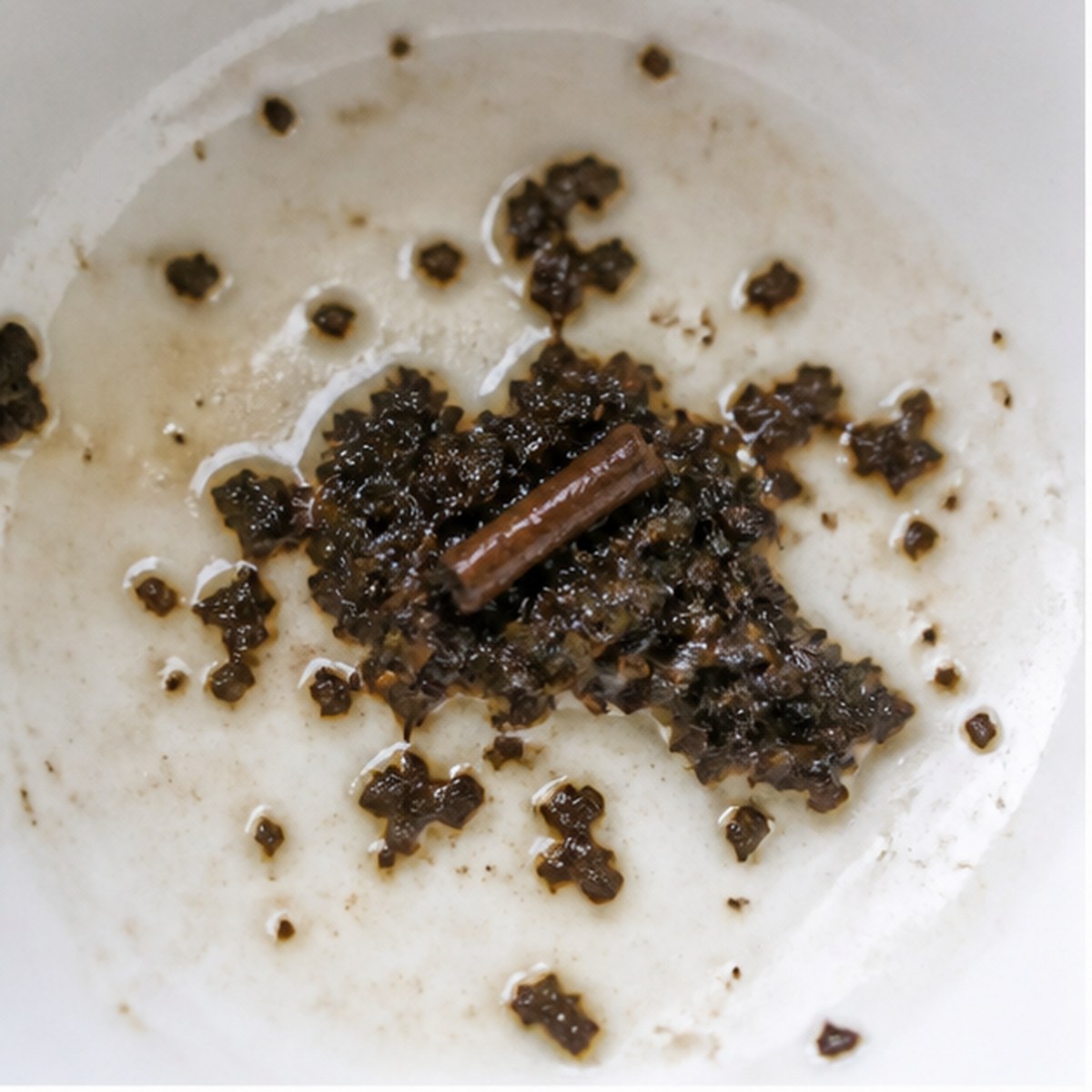 Pestle tea leaf reading cup example