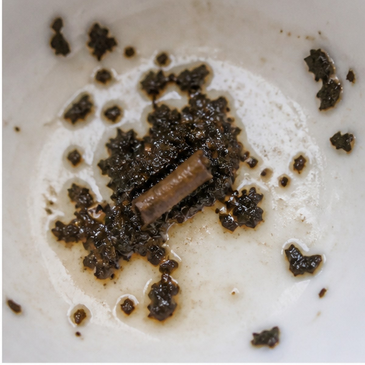 Pestle tea leaves cup variation one