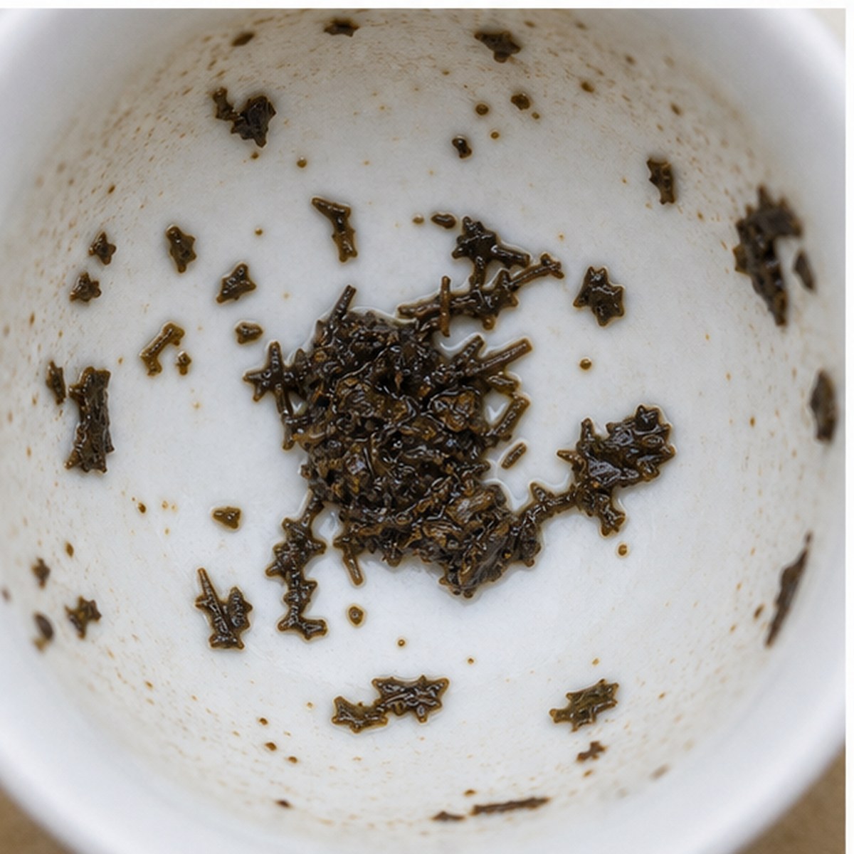 Pipe tea leaves cup variation two