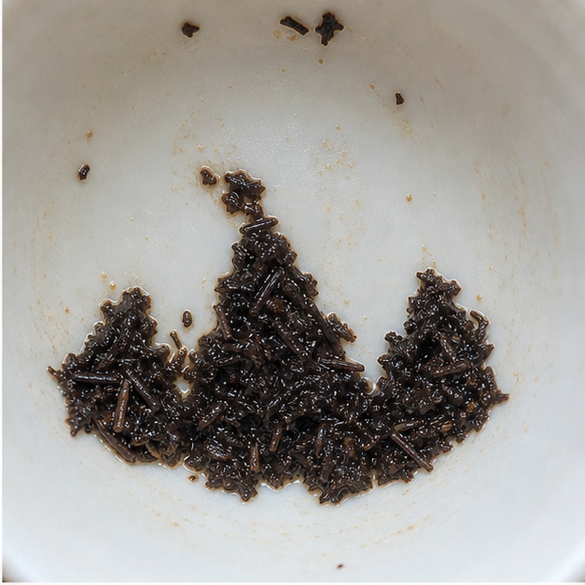 Pyramids tea leaves cup variation one