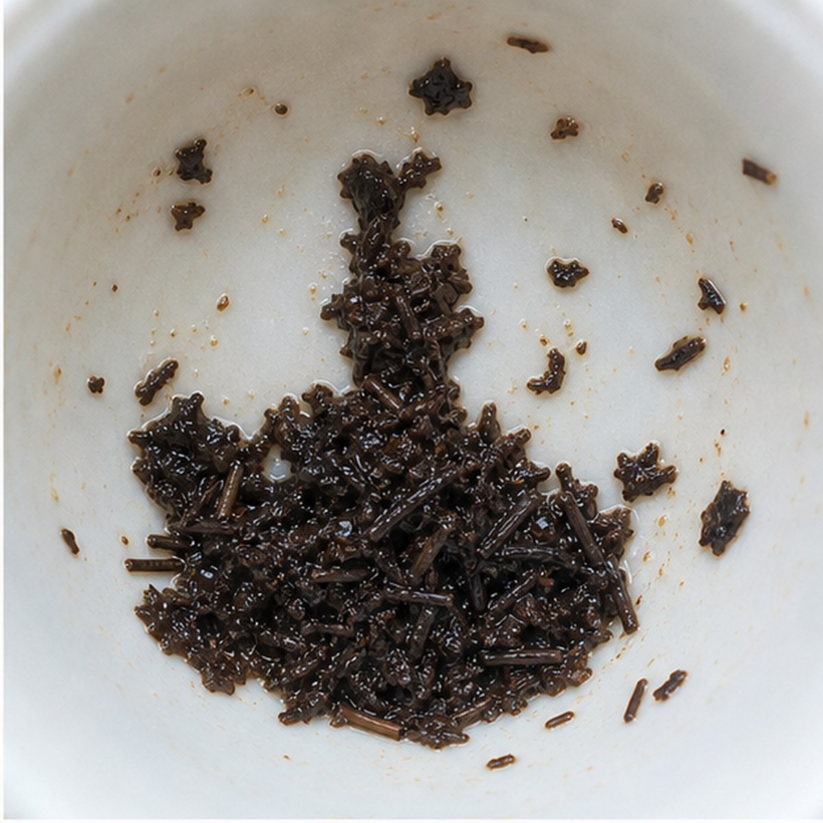 Queen tea leaves cup variation one