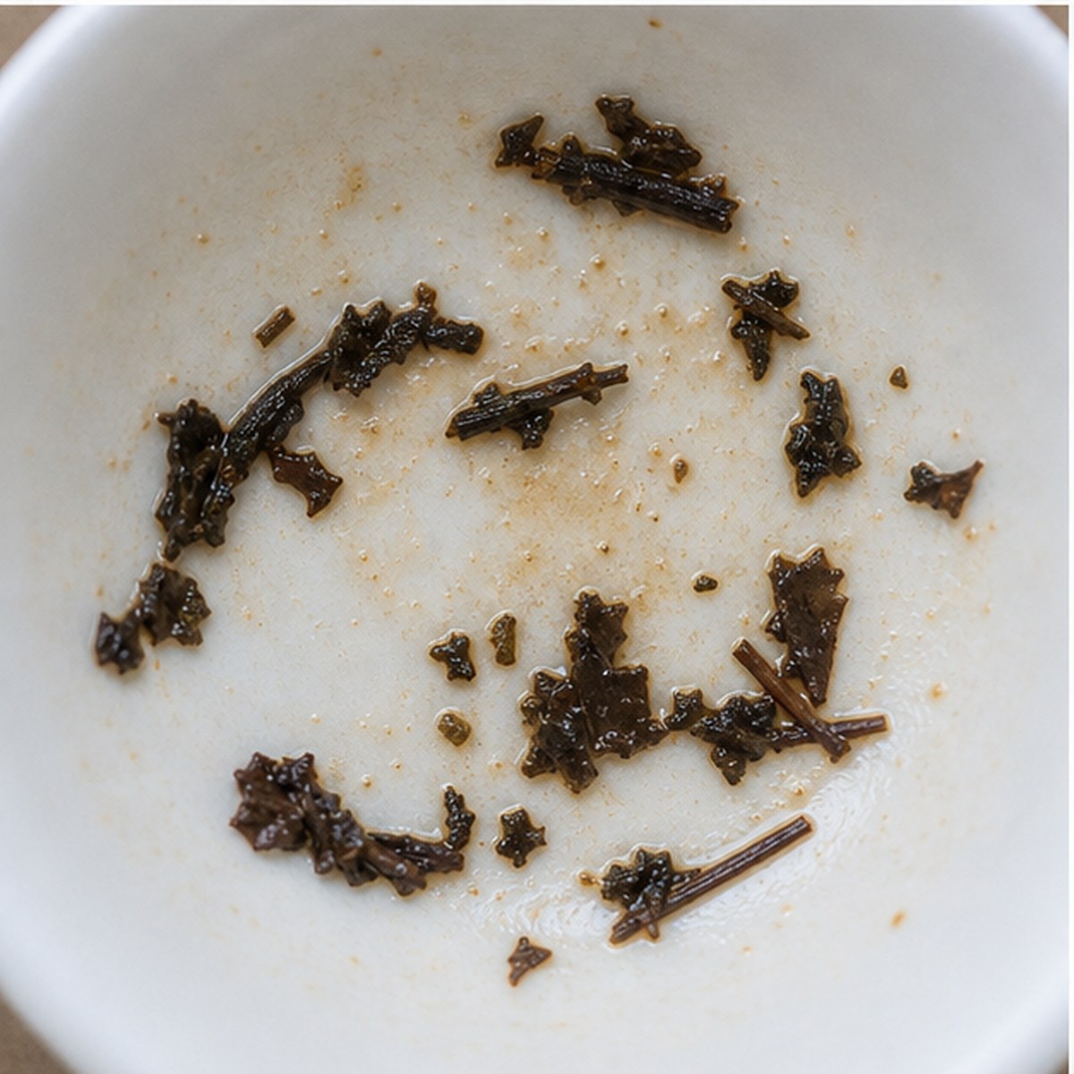 Quoits tea leaves cup variation two