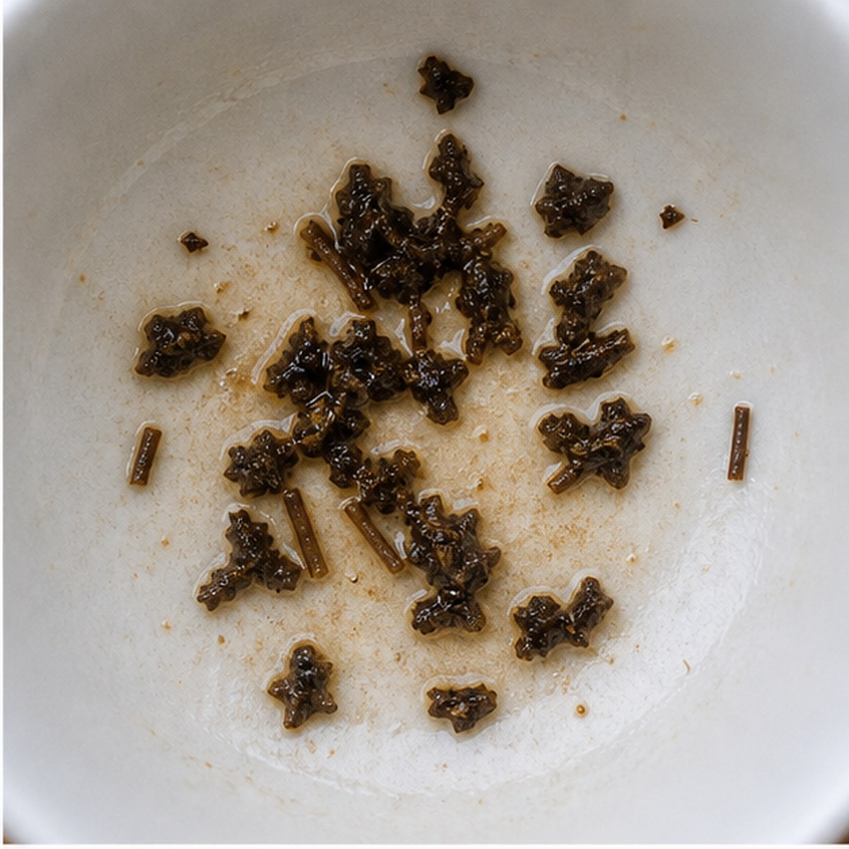 Rake tea leaves cup variation one