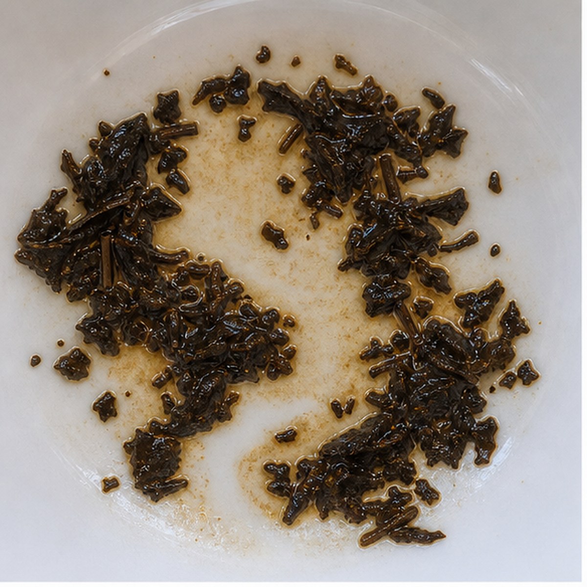 River tea leaf reading cup example