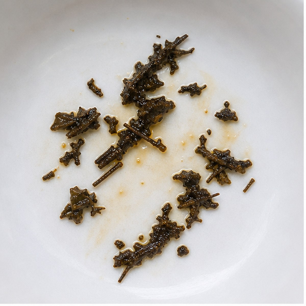 Running Figures tea leaf reading cup example