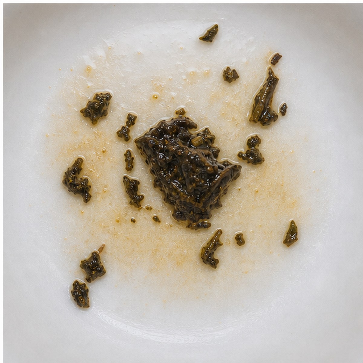 Scuttle tea leaves cup variation three