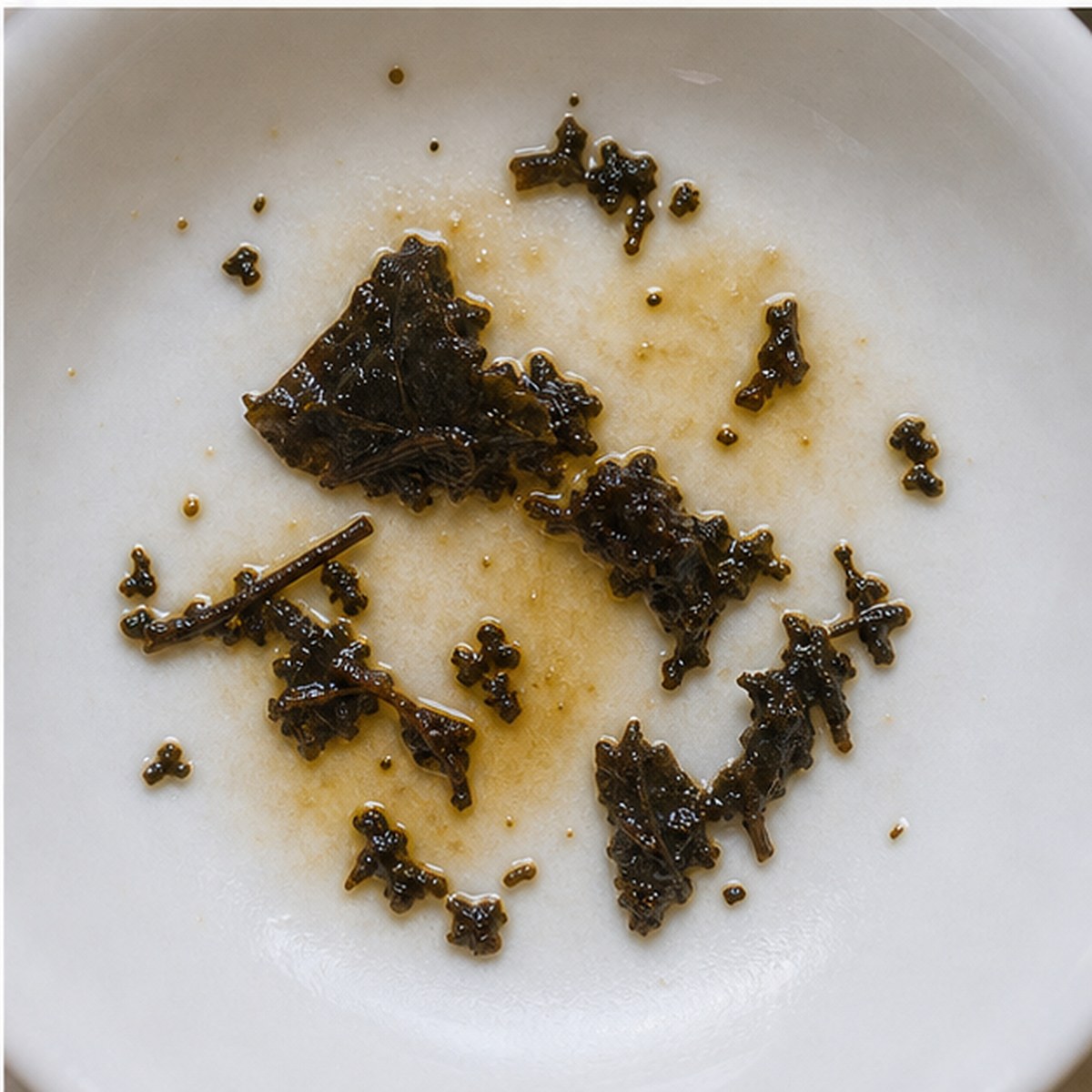 Seal tea leaves cup variation three