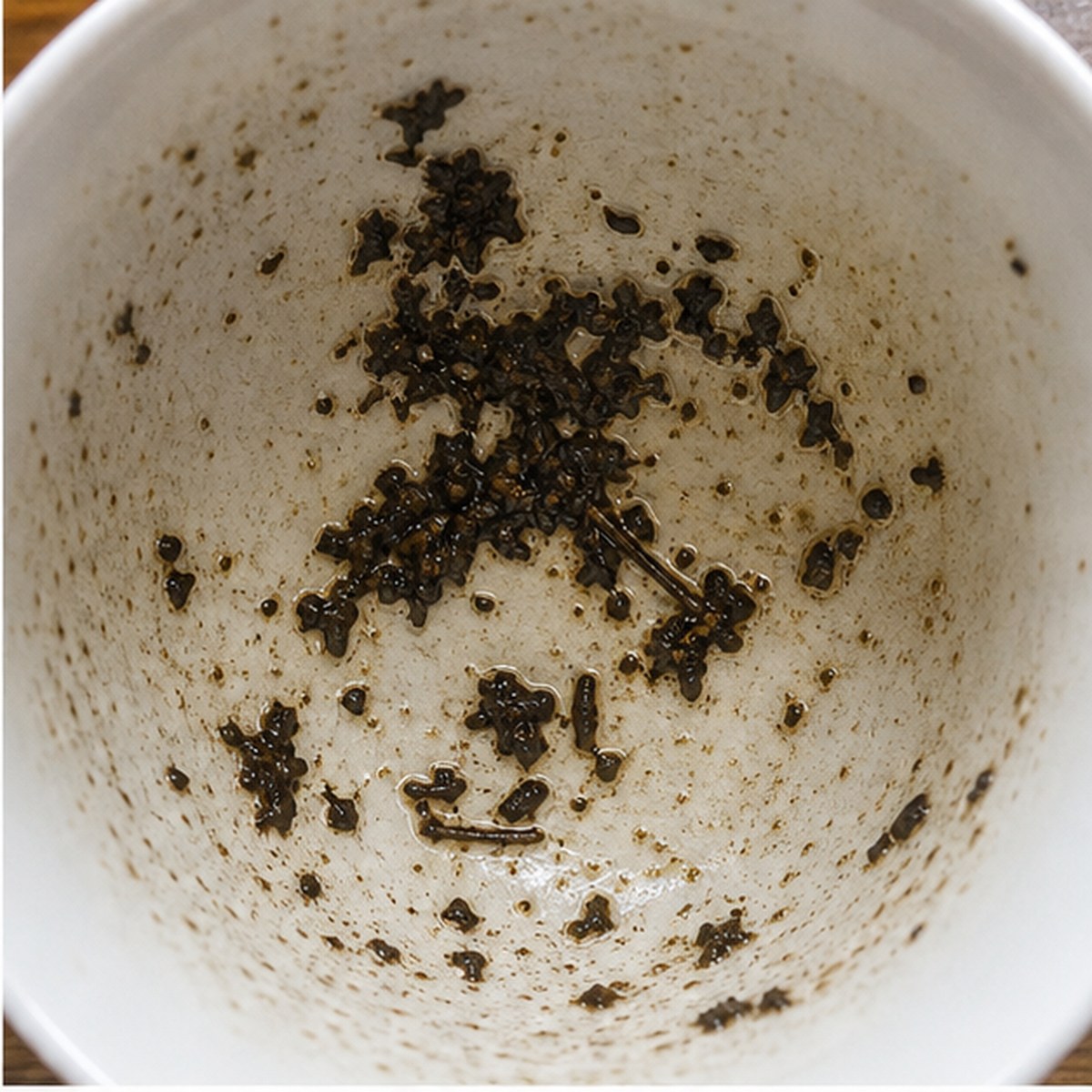 Swallow tea leaves cup variation one