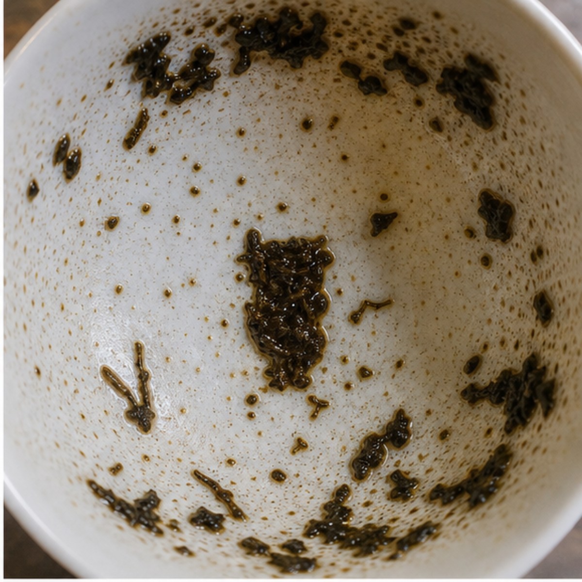 Tongue tea leaves cup variation one