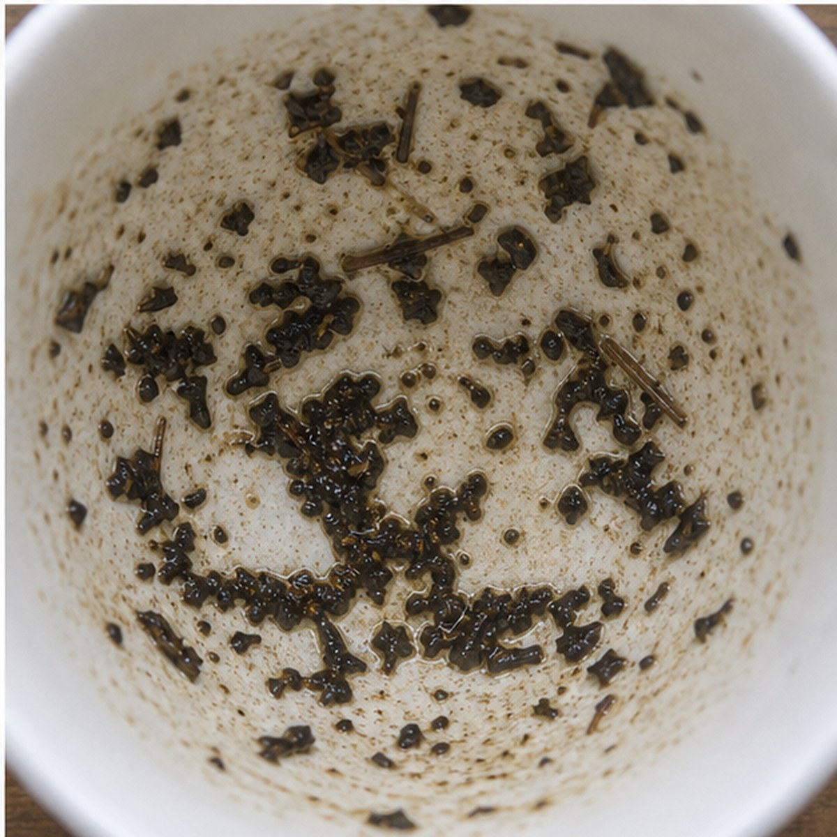 Triangles tea leaves cup variation three