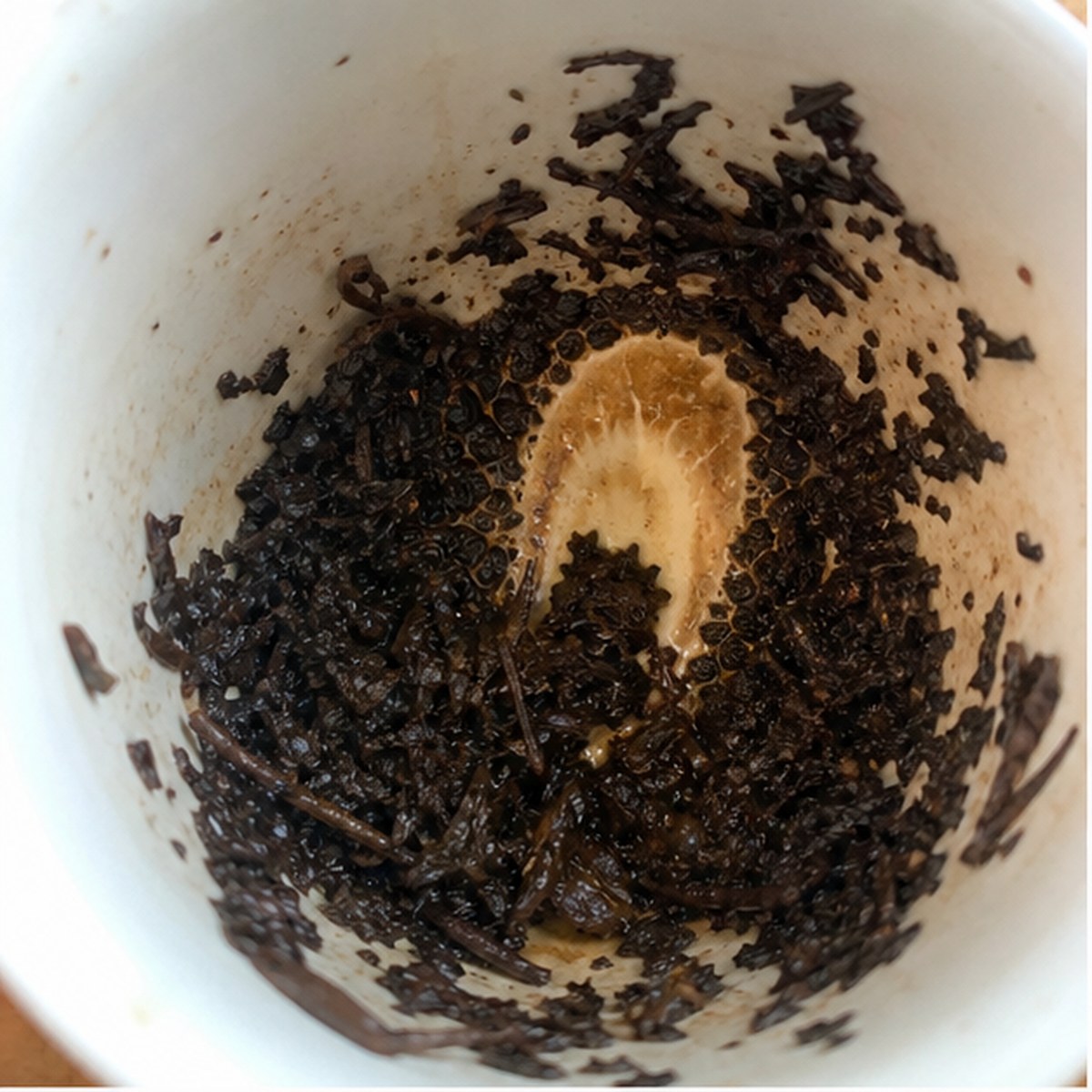 Tunnel tea leaf reading cup example