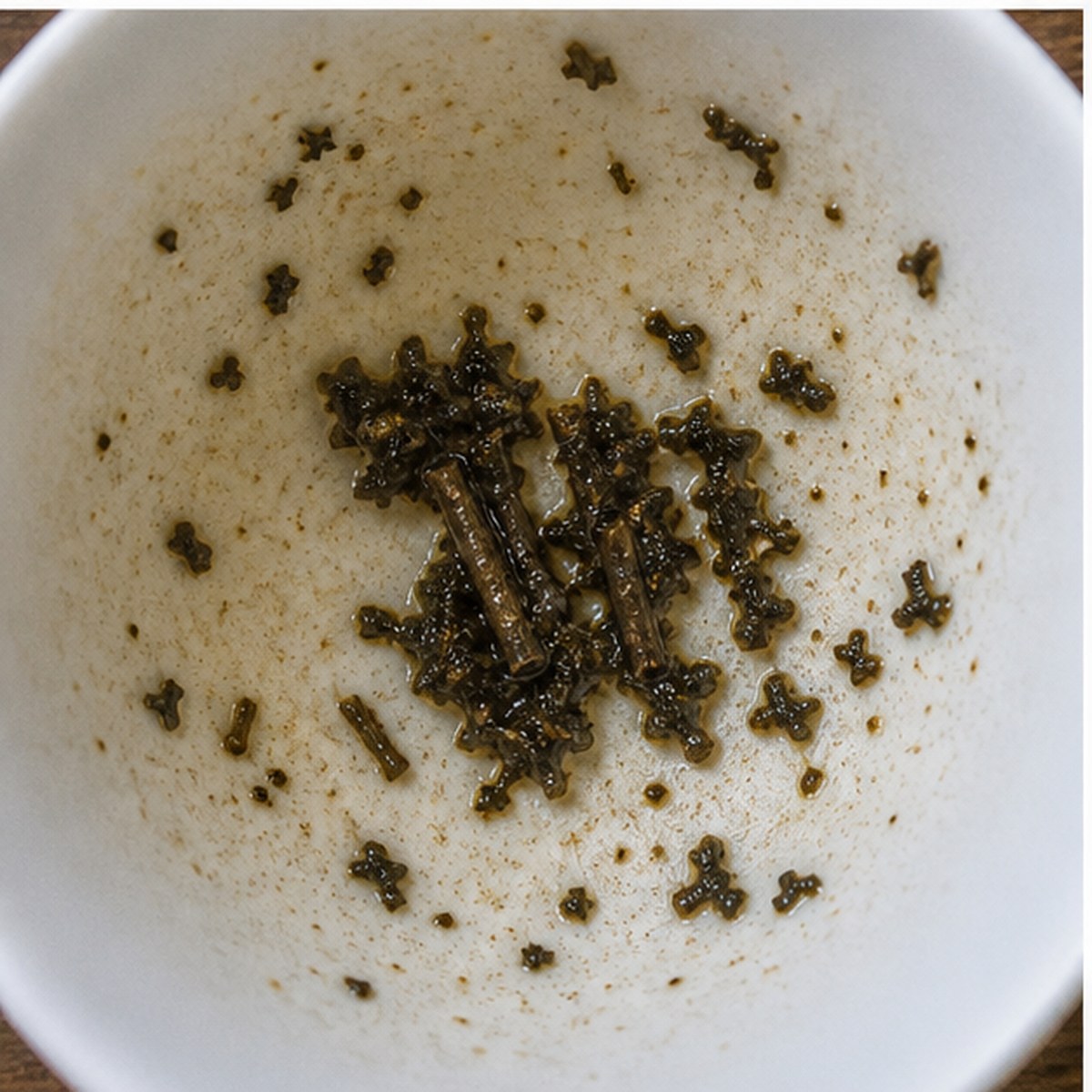 Wood tea leaves cup variation two