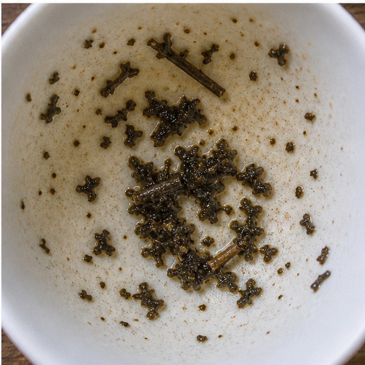Wood tea leaves cup variation three